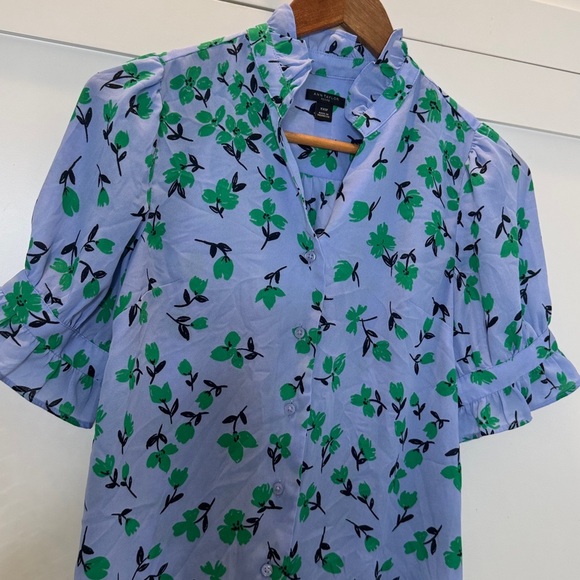 Ann Taylor Lavender and Emerald Floral Blouse - Picture 3 of 11